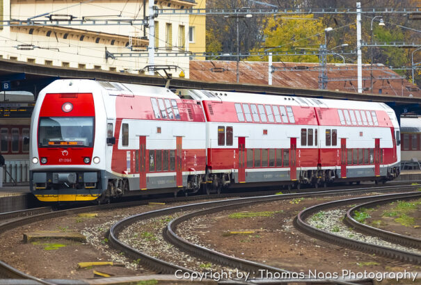 Nyolc regionális vasútvonal felújítását jelentette be a közlekedési miniszter