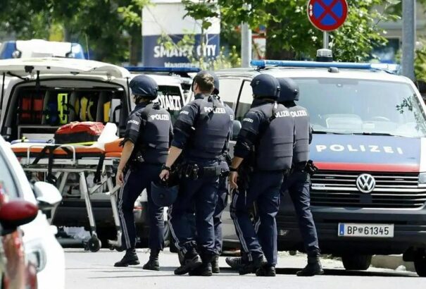 Peter Pellegrini a grazi ámokfutásról: Növelni kell az iskolák és egyetemek biztonságát