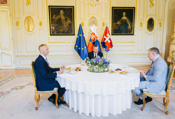 Pellegrini egyeztetett a három legfőbb közjogi méltóság részvételével