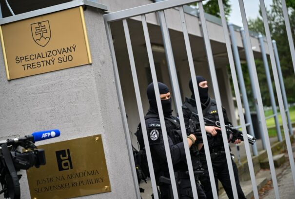 Fegyveres támadásra készült egy neonáci banda Pozsonyban