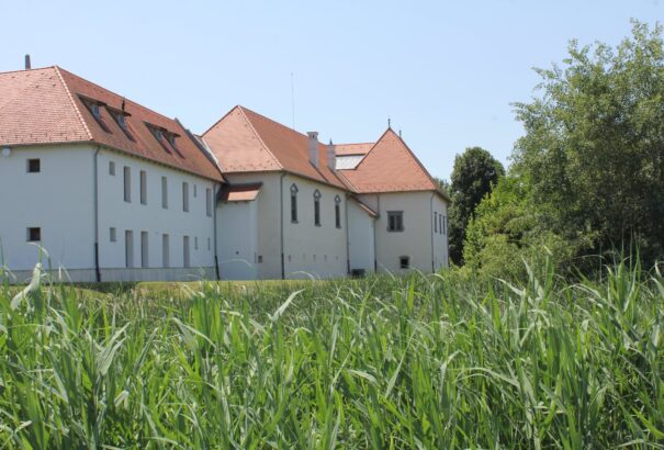 Színház, fesztiválok, turisztika, történelem – A borsi kastély vonzereje