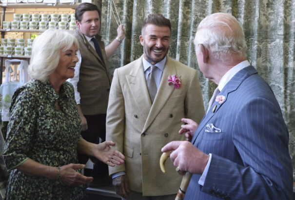 Sir David Beckham – lovagi rangot kap a brit futballsztár