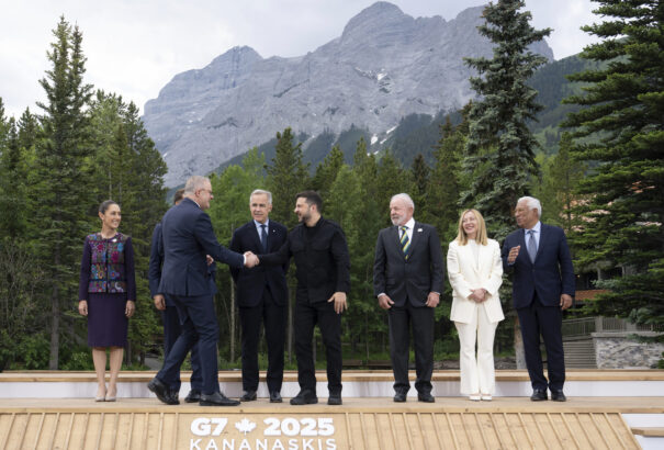 Zelenszkij csalódottan távozott a G7-ről – nem sikerült találkoznia Trumppal