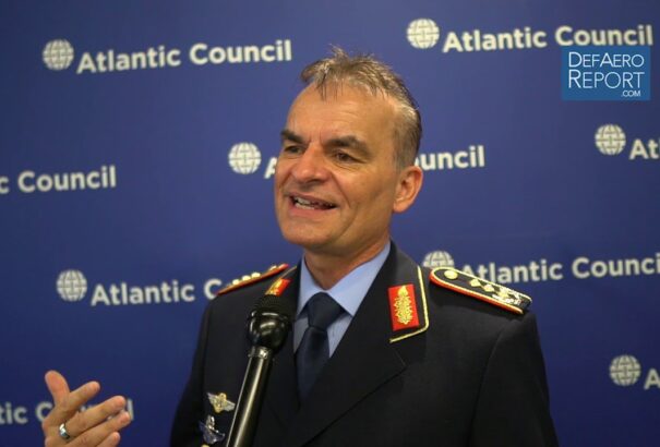 A NATO-tábornok a kötelező sorkatonaság újrabevezetését sürgeti