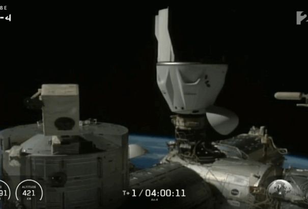 Történelmi pillanat: Kapu Tibor sikeresen megérkezett a Nemzetközi Űrállomásra!