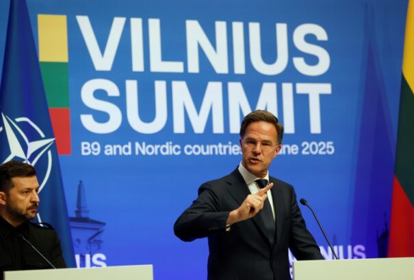 Oroszországot nevezte a „legnagyobb veszélynek” a román, lengyel és litván elnök