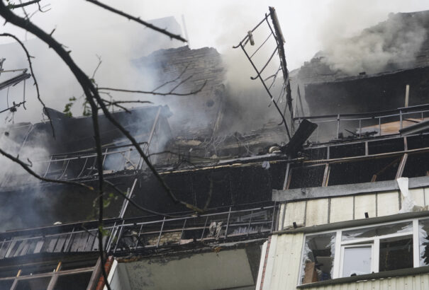 Oroszország a háború kezdete óta a legerősebb csapást mérte Harkivra – három halálos áldozat, több tucat sebesült