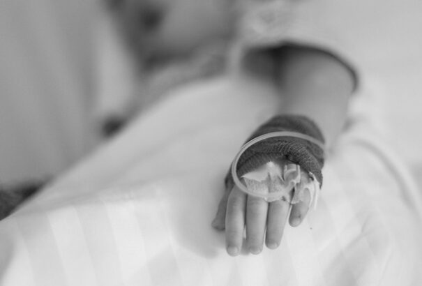 Meghalt az a 11 éves fiú, aki agyevő amőbával fertőződött meg