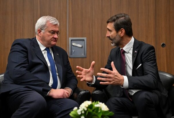 Az ukrán külügyminiszter beszólt Blanárnak, aki megbocsátást sürgetett Oroszországnak