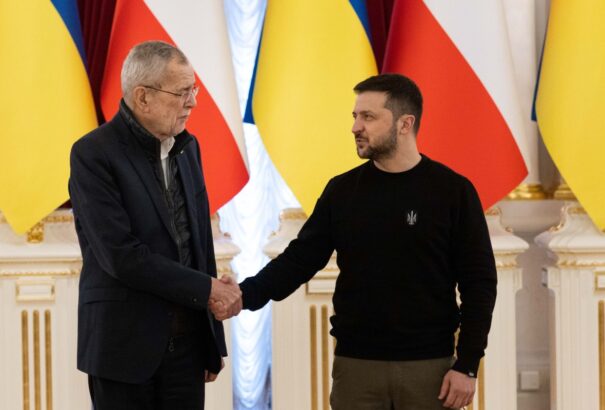 Bécsbe látogat Volodimir Zelenszkij – tüntetők és ellentüntetők is várják