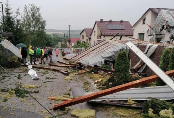 Magyarországon és Szlovákiában is komoly károkat okozott a hétfői vihar