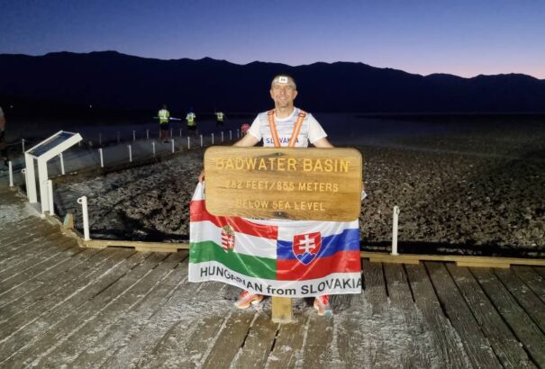 Helyszíni interjú: Bíró Attila ezeddig jól teljesít a pokoli Badwater 135-ön