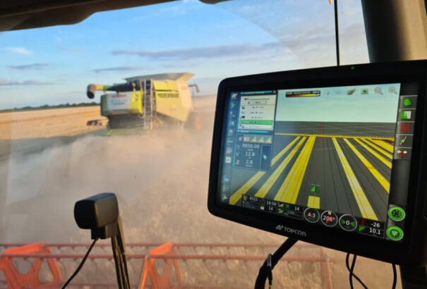 Brüsszel a támogatásokon keresztül véreztetné ki a közép-európai gazdákat