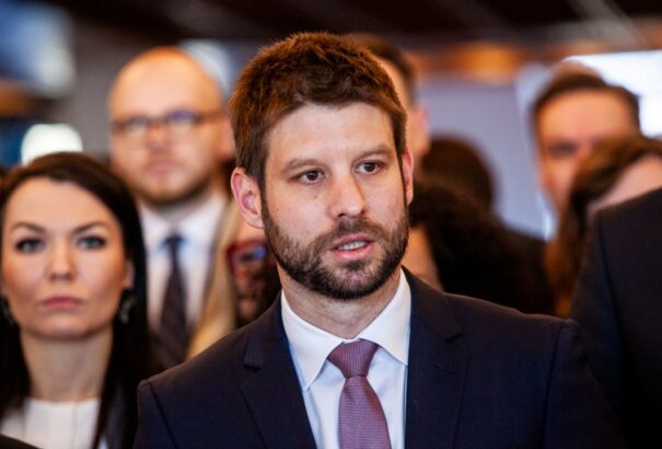 Az ellenzék szerint Fico kudarcot vallott az szankciós csomag kapcsán