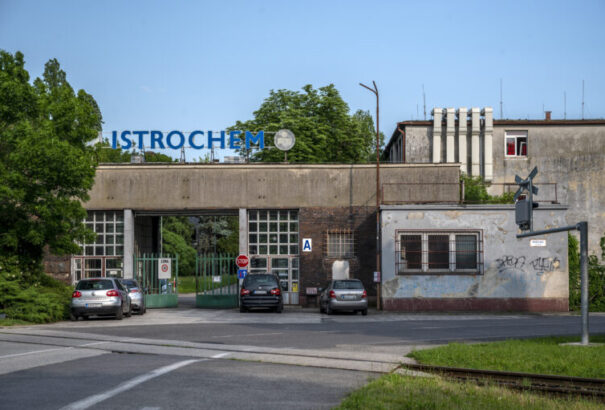 150 év után bezár a pozsonyi Istrochem, több száz ember veszíti el a munkáját