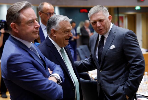 Keményen bírálják az Európai Zöldek Robert Ficót a szankciós csomag vétója miatt