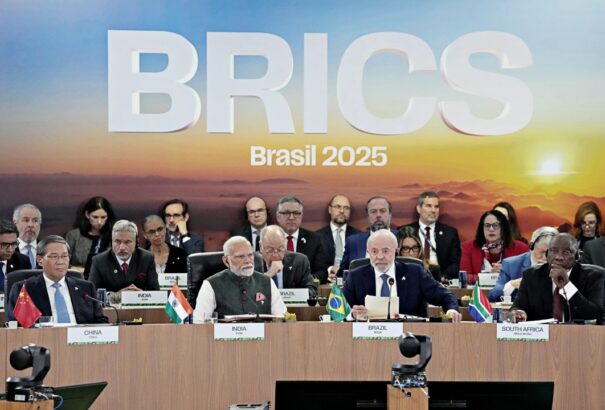 A BRICS a globális többség hangja, a nyugati arrogancia szülötte, ami függetlenségi harcba kezdett a nyugati dominancia és a dollár ellen