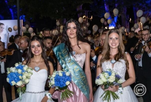 Elsőbálozó lányok lettek a 200. balatonfüredi Anna-bál szépei