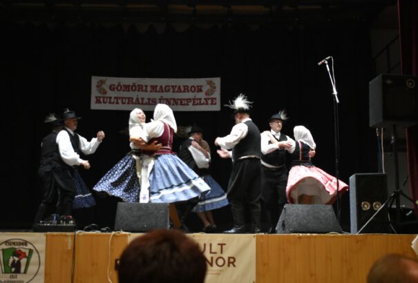 Csíz fürdőjét átjárta a gömöri magyar népi kultúra – képes beszámoló