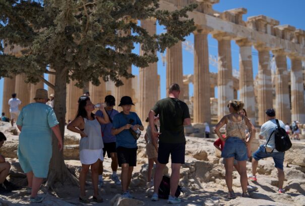 Görögországban vasárnapig tetőzik a hőhullám, Törökországban július végéig eltart