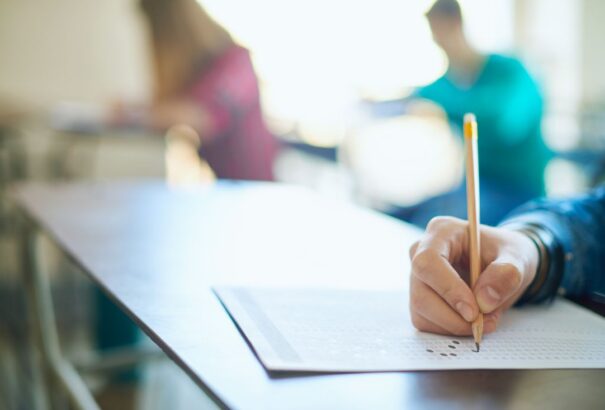 Lengyelország legidősebb diákja ismét nekifutott az érettséginek