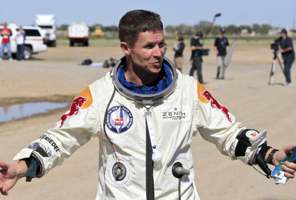 Ejtőernyős baleseben meghalt Felix Baumgartner extrémsportoló