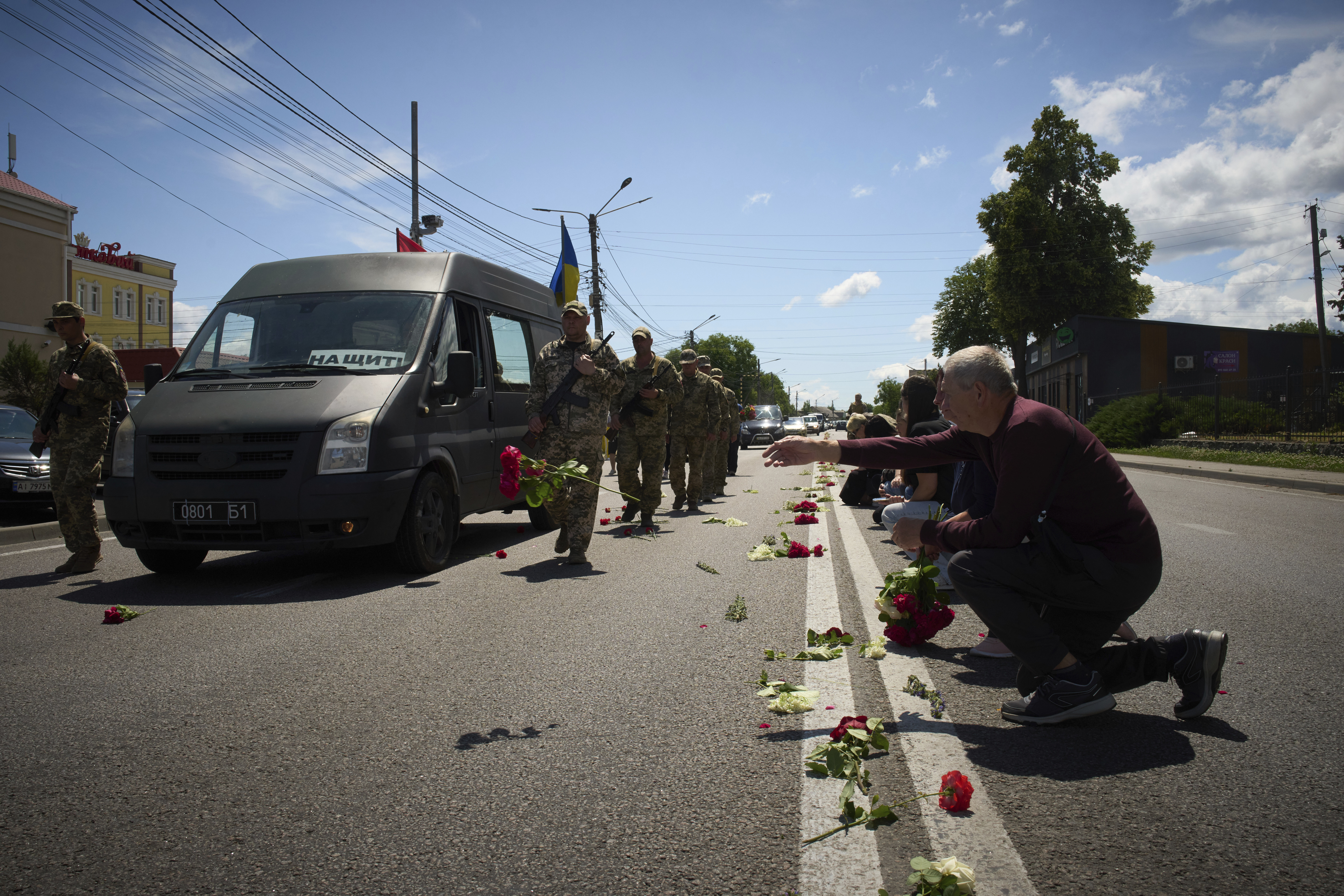 Oroszország azt állítja, hogy elfoglalta egész Luhanszkot, Ukrajna még nem erősítette meg