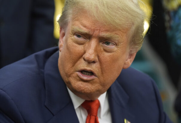 Iráni hackerek fenyegetnek: kiszivárogtatják Trump belső köreinek e-mailjeit?