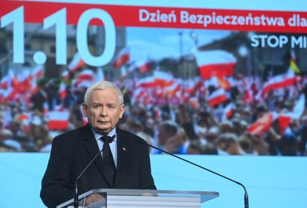 „Hatalmas“ migrációellenes tüntetést szervez Jarosław Kaczyński Varsóban