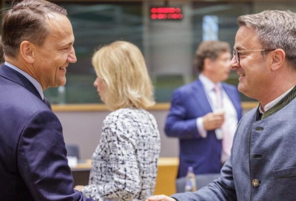 Radosław Sikorski: Az orosz befagyasztott vagyonból fizessék ki az amerikai fegyvereket Ukrajnának