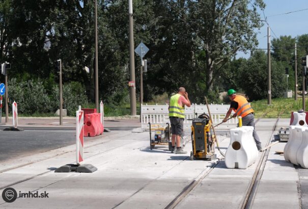 Pozsony-Ligetfalu: Július végén indulhat a villamos Jánosmajor udvar irányába