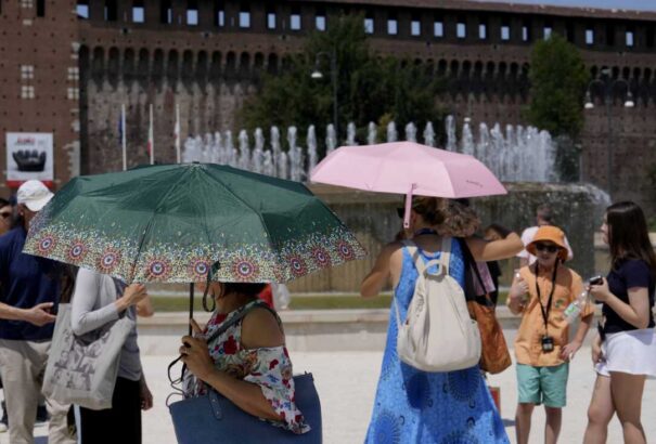 Öten haltak meg a dél-olaszországi strandokon 24 óra alatt, köztük egy fiatal lány