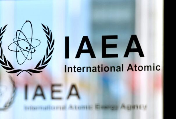 Irán felfüggesztette együttműködését az atomenergia-ügynökséggel, reagáltak az amerikaiak