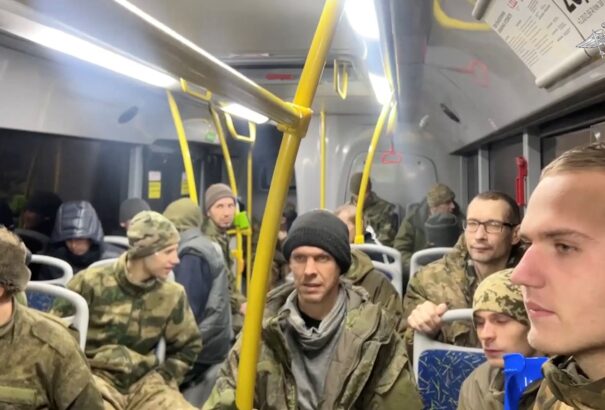 Oroszország és Ukrajna csaknem 300 hadifoglyot cserélt ki