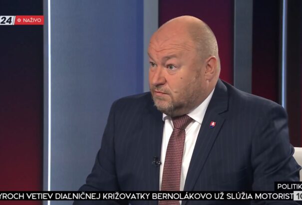 Hatalmas spórolásba kezd a kormány, Huliak felszámolná a jelenlegi megyerendszert