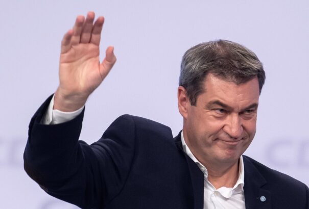 A német CSU vezetője az ukránok szociális juttatásainak eltörlését kéri