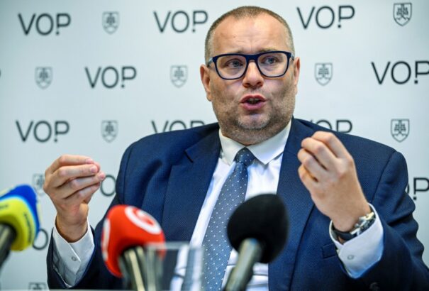 Az ombudsman az Alkotmánybíróságon támadja meg a civil törvényt