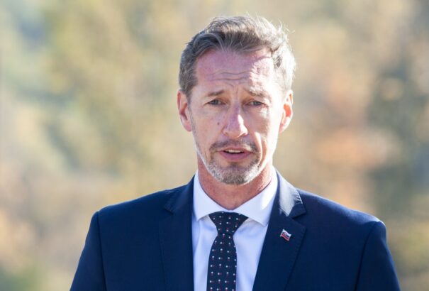 Majerský Káčer útjára lépett: Párhuzamot vont Ukrajna területvesztése és Dél-Szlovákia között