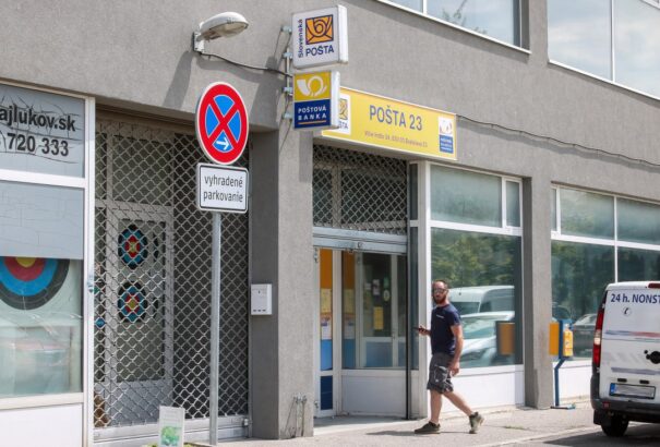 Posta­bezárások Szlovákia-szerte – lakossági felháborodás kíséri az átalakítást