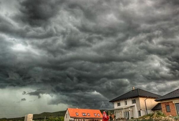 Megérkezett a lehűlés. Borult időre, esőre számíthatunk csütörtökön