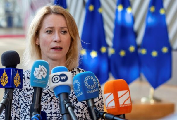 Mennénk a béke felé, erre az EU újabb szankciókat jelent be