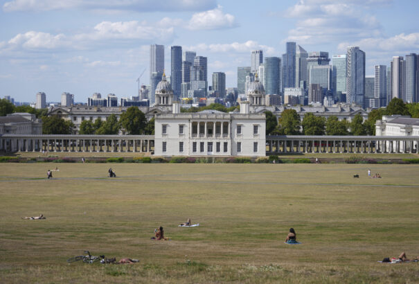 Micskó András:  A brit pénzügyi elit csendes befolyása a világrendre