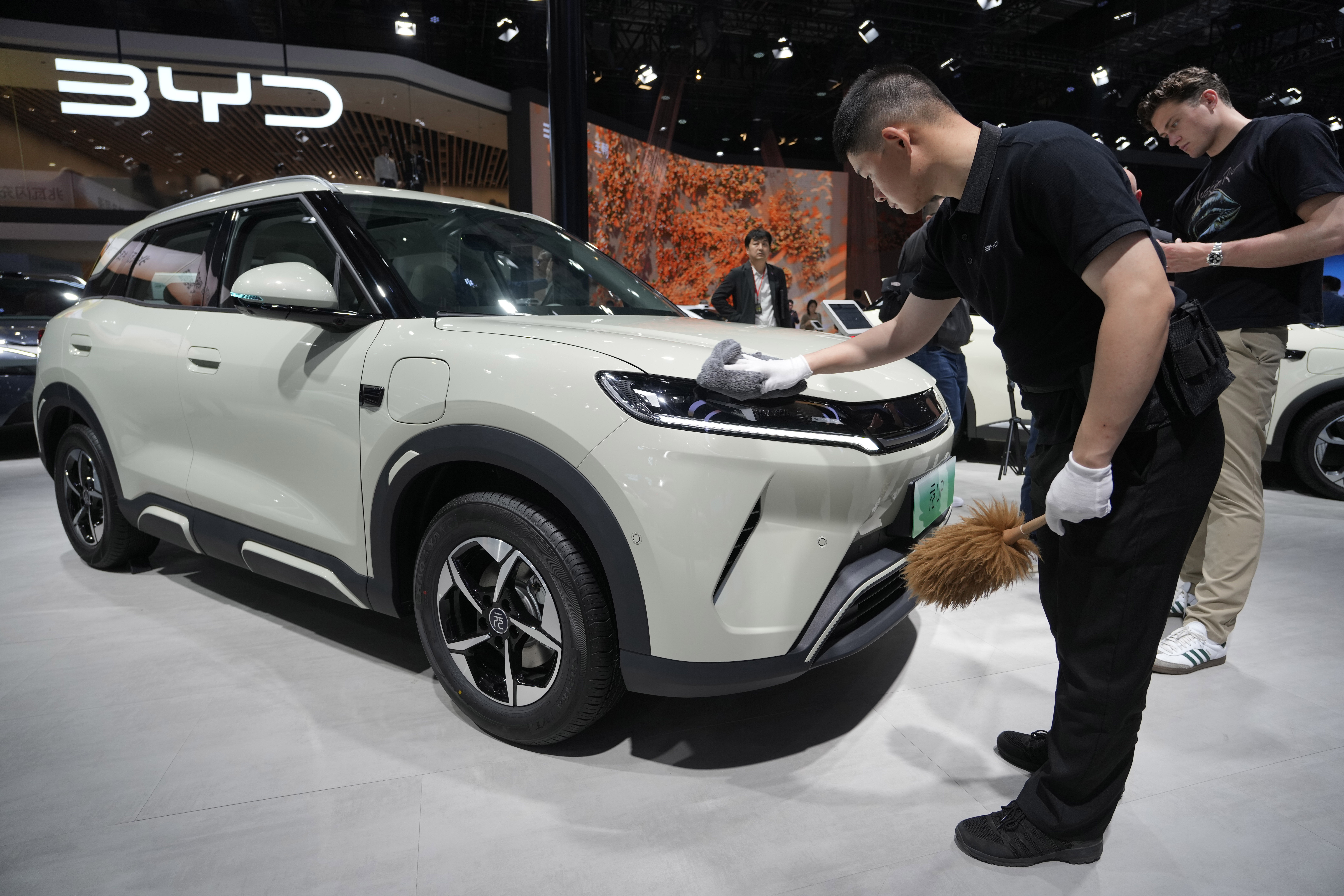 Kémkednek a kínai elektromos autók? A brit és az izraeli hadsereg gyanúja szerint igen