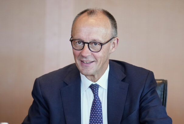 Merz: Zelenszkij várhatóan részt vesz a Trump–Putyin csúcson