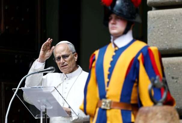 Leó pápa világbékére szólított fel