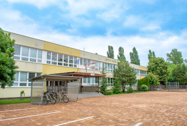 Hepatitis A járvány a Komáromi járásban: Szigorú óvintézkedéseket vezetnek be az iskolákban és óvodákban