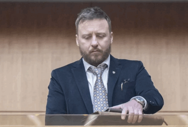 Kotlár nem mond le, és nem tartja mérvadónak az SAV vakcinavizsgálatát