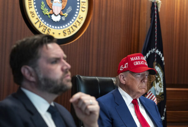 Trump jelezte, hogy valószínűleg Vance lesz az utódja