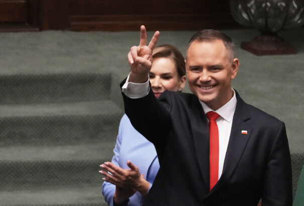 Nawrocki beiktatási beszédében kijelentette: A polgárok világossá tették, hogy nem lehet úgy kormányozni, mint eddig