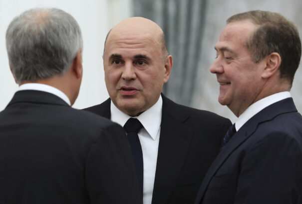 Medvegyev kigúnyolta az európai vezetőket a Fehér Házban tartott találkozójuk után